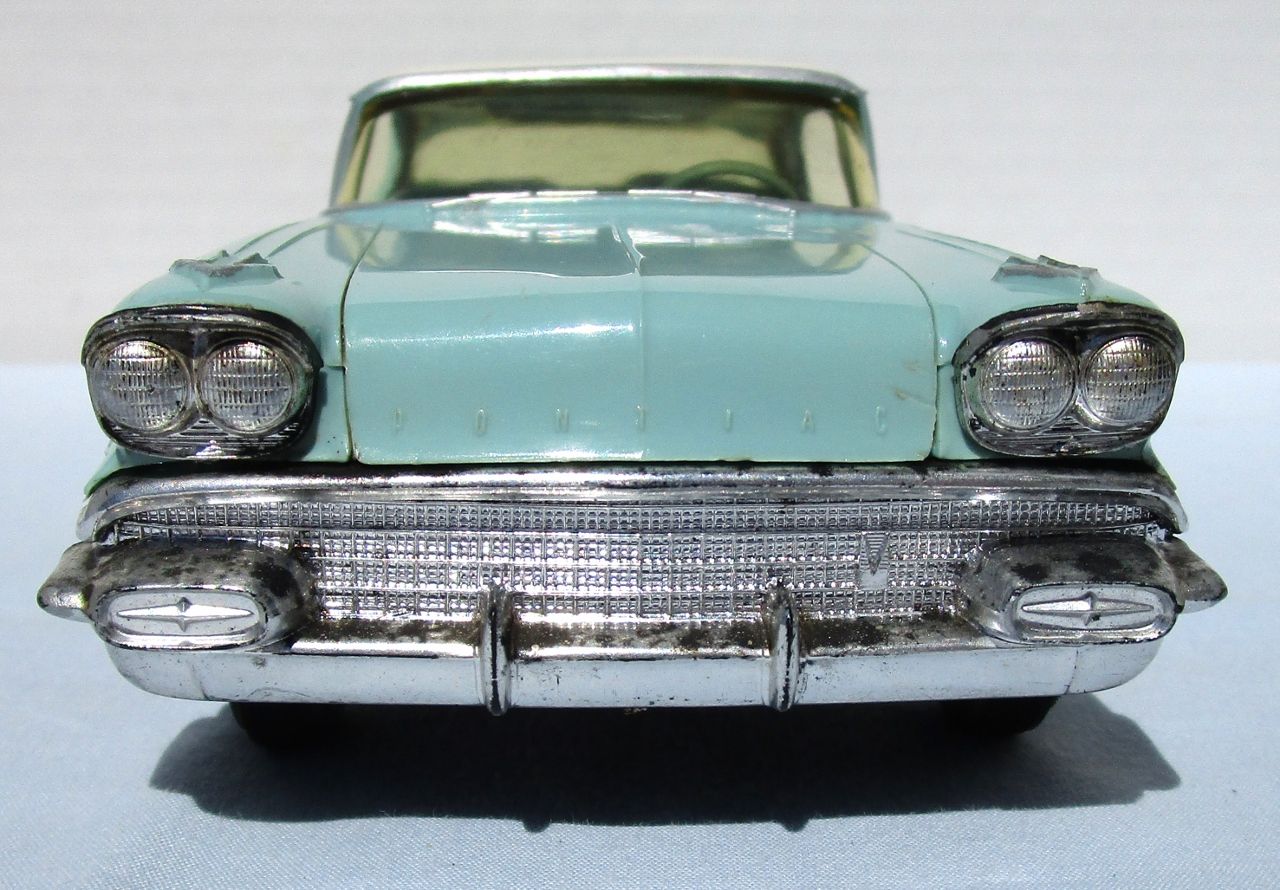 AMT 1958 Pontiac Bonneville Hardtop Promo - Spotlight Hobbies