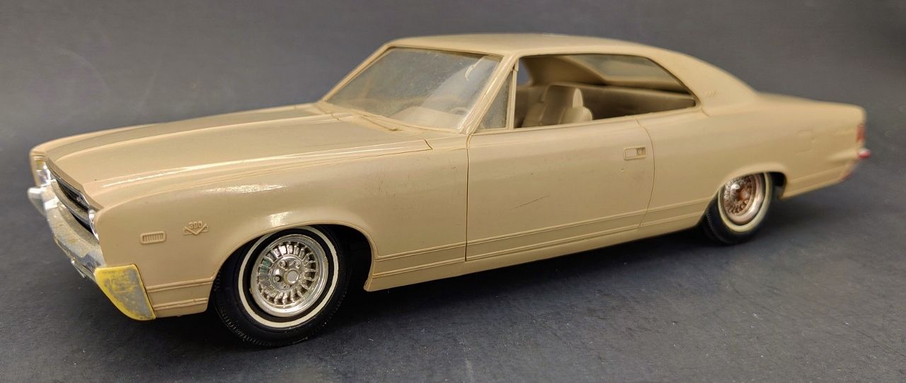 johan-1969-amc-ambassador-