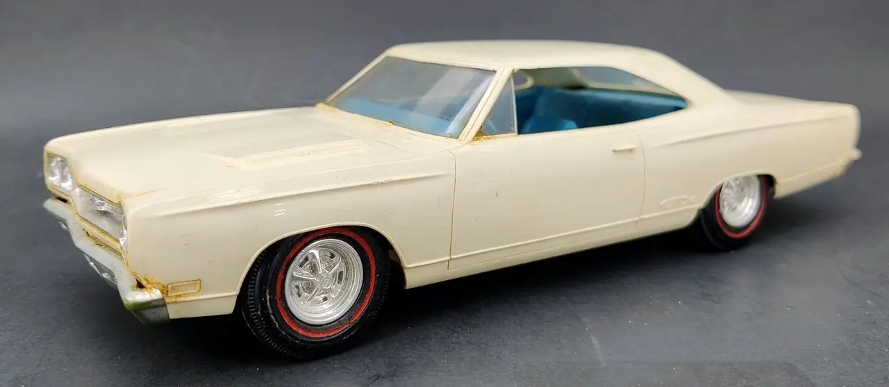 JoHan 1969 Plymouth GTX Hardtop Promo - Spotlight Hobbies
