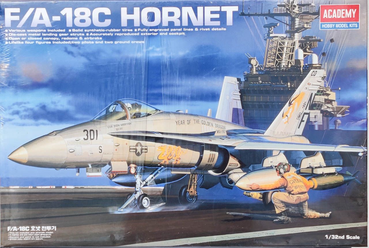 F/A-18C HORNET 1/32スケール Academy 1/32 F-18C Hornet , by Lee Kolosna