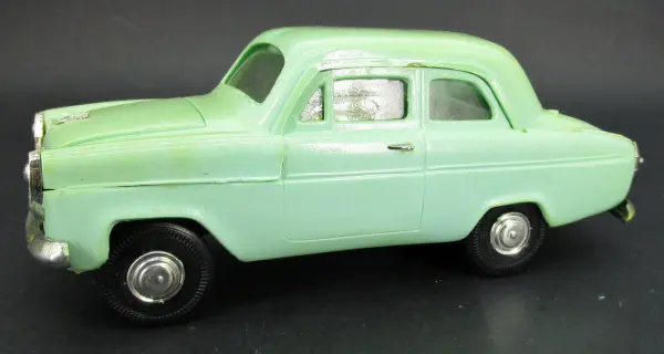Ford anglia shop plastic model kit