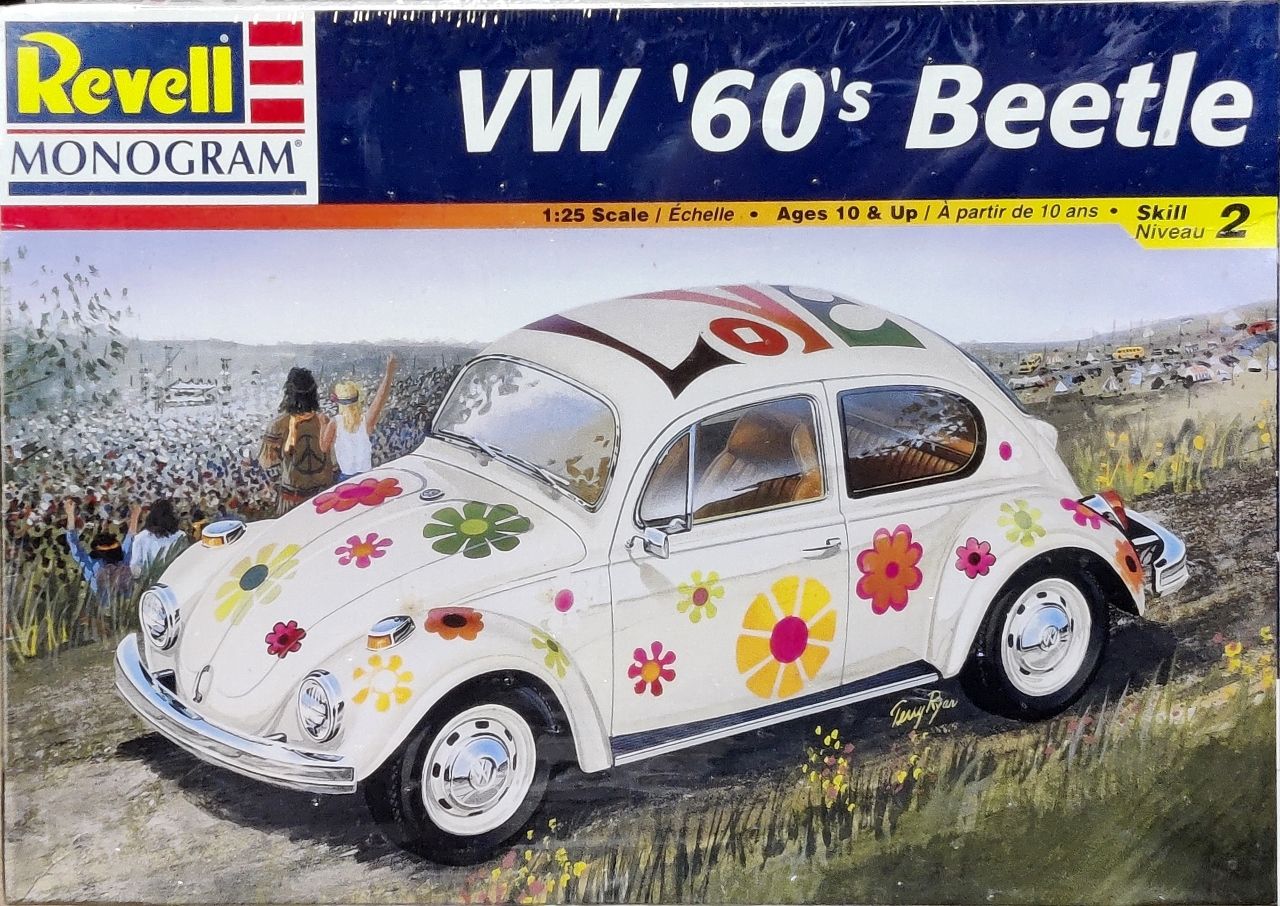 Revell/Monogram 1968 Volkswagen VW Beetle Spotlight Hobbies