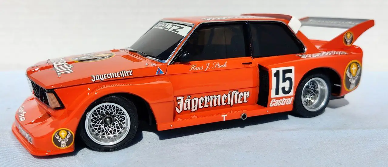 ホビー・楽器・アート BMW320i Gr.5 JAGERMEISTER Tamiya BMW 320i Gr.5 Jägermeister Built Kit - Spotlight Hobbies