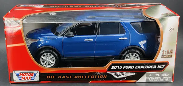 Motor Max 2015 Ford Explorer XLT, 1/18 Scale - Spotlight Hobbies