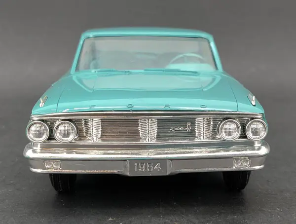 amt 1/25 1964 FORD GALAXIE 500 完成品 1964 FORD GALAXIE 500 XL 427 V8 1/25 SCALE MODEL KIT BUILD