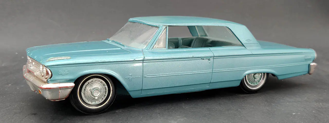 AMT 1963 Ford Galaxie XL Hardtop Promo - Spotlight Hobbies