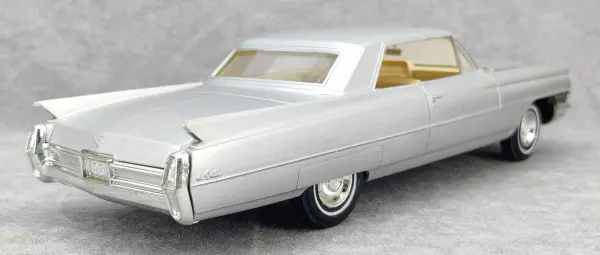Jo-Han 1964 Cadillac Coupe DeVille Built Kit - Spotlight Hobbies
