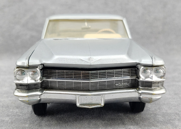 Jo-Han 1964 Cadillac Coupe DeVille Built Kit - Spotlight Hobbies
