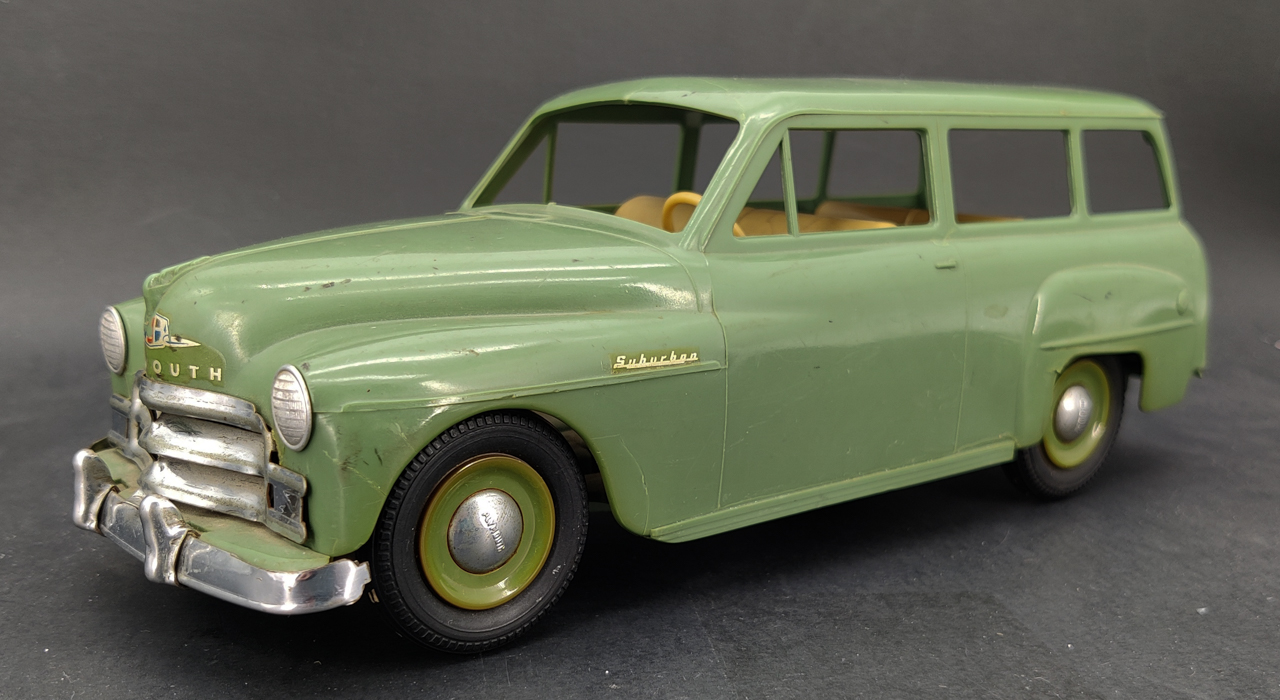 ニック＠Plymouth Station Wagon プラモデル 1/25 PMC 1950 Plymouth Special Deluxe Suburban Station Wagon