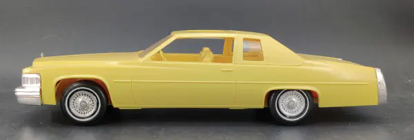 Jo-Han X-EL 1979 Cadillac Coupe DeVille Promo - Spotlight Hobbies
