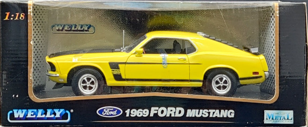 Welly 1969 Ford Mustang - Yellow & Black with Black Interior - 1