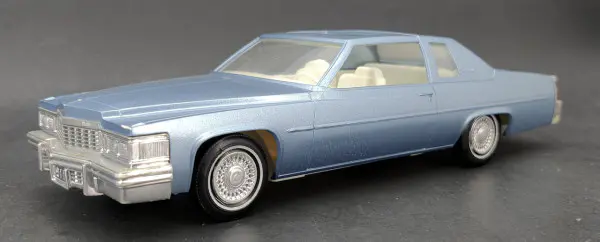 Jo-Han X-EL 1977 Cadillac Coupe DeVille Promo - Spotlight