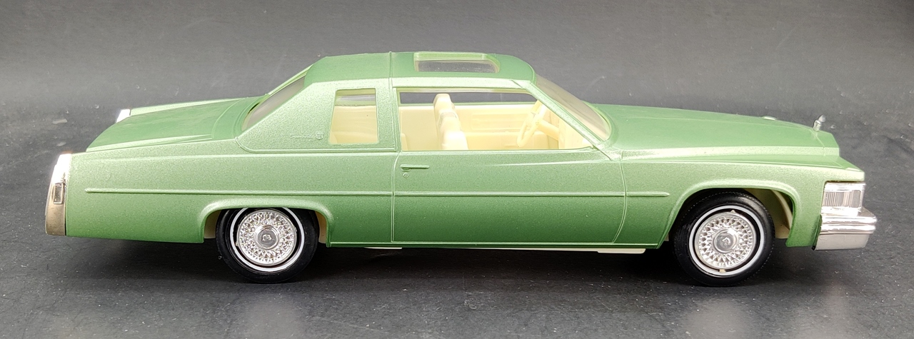 Jo-Han 1978 Cadillac Coupe DeVille Hardtop Promo - Spotlight Jo-Han 1978 Cadillac Coupe DeVille Hardtop Promo - Spotlight