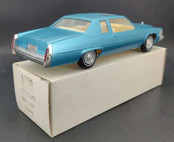 Jo-Han 1978 Cadillac Coupe DeVille Hardtop Promo - Spotlight Jo-Han 1978 Cadillac Coupe DeVille Hardtop Promo - Spotlight