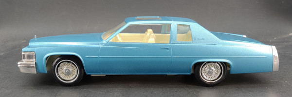 Jo-Han 1978 Cadillac Coupe DeVille Hardtop Promo - Spotlight Hobbies