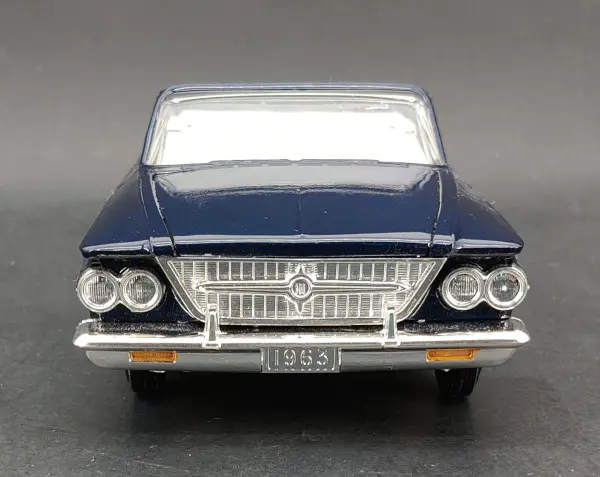 Jo-Han 1963 Chrysler 300 Convertible Built Kit with Box