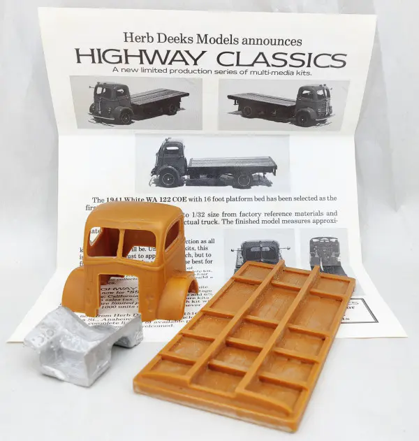 Herb Deeks Models 1941 White WA 122 COE - 1/32 Scale Multi-Media