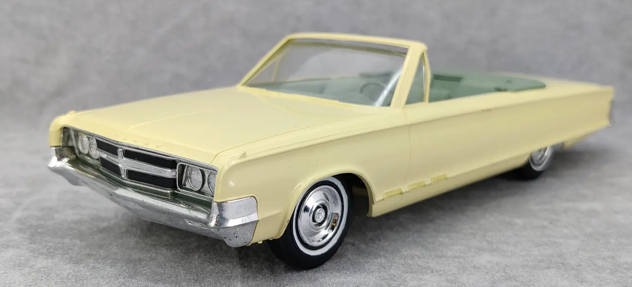 Jo-Han 1965 Chrysler 300 Convertible Promo - Spotlight Hobbies