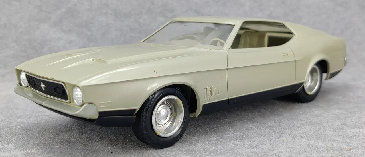 AMT 1262M/12 – Ford Mustang Mach I 1971, Maquette 1/25