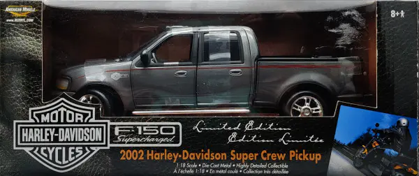 Ertl American Muscle 1/18 Scale 2002 Ford F-150 Harley Davidson