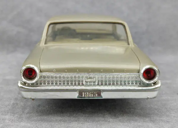 Amazon.com: AMT 63 Ford 500 XL Sports Hardtop Plastic Model