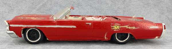 AMT 1963 Pontiac Bonneville Convertible Built Kit with Box