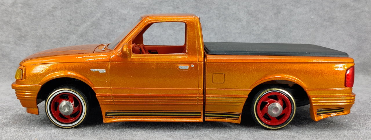 AMT 1993 Ford Ranger Pickup Truck Custom Built Kit - Spotlight Hobbies