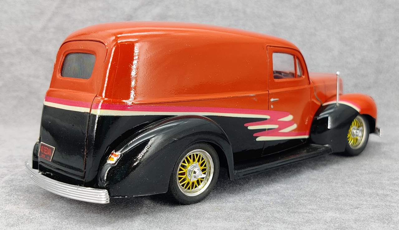 Model Car Street Rods AMT 1940 Ford Sedan Delivery Street Rod Built Kit - Spotlight Hobbies