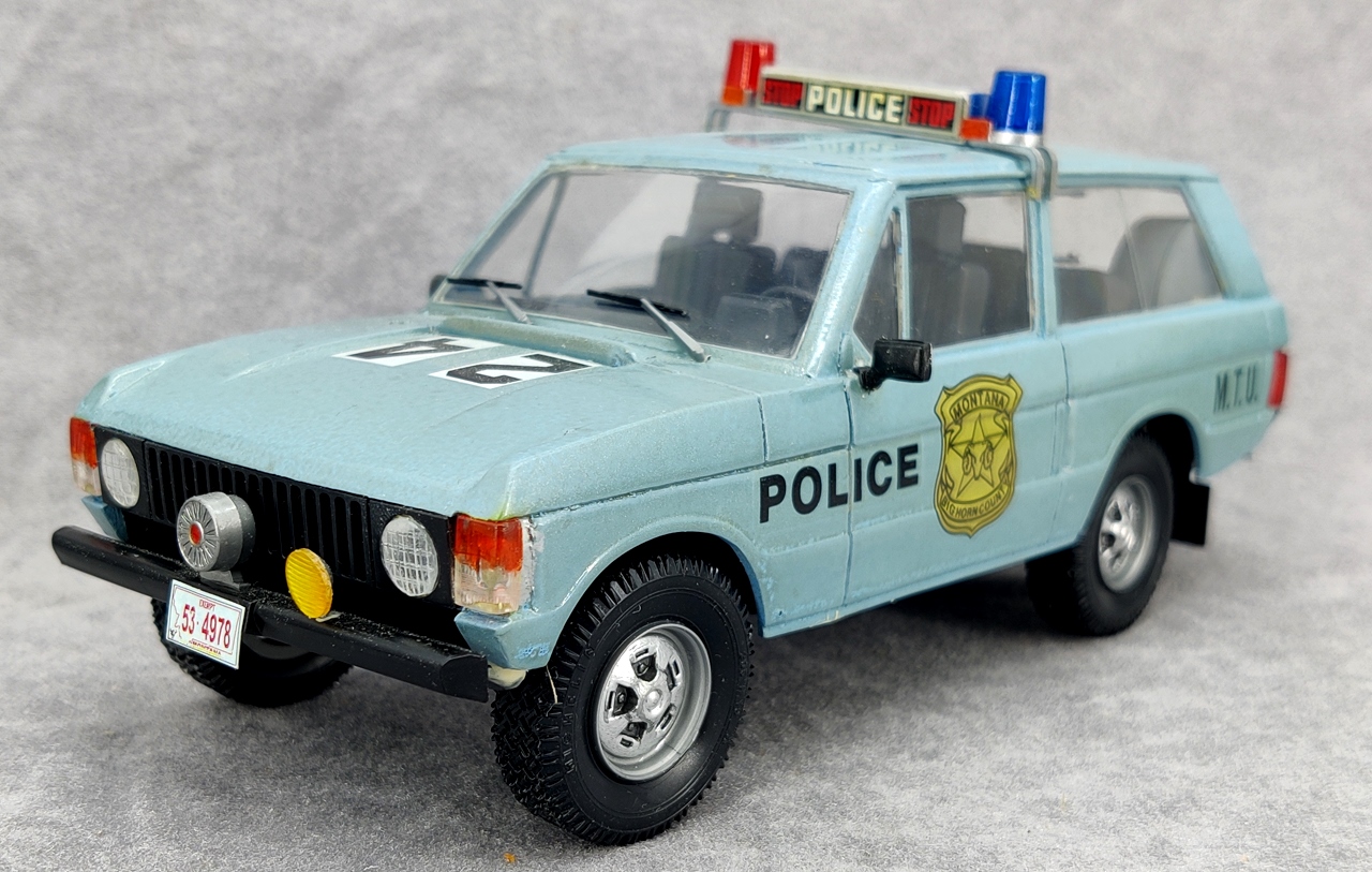 Italeri Range Rover Classic Police Built Kit - Spotlight Hobbies
