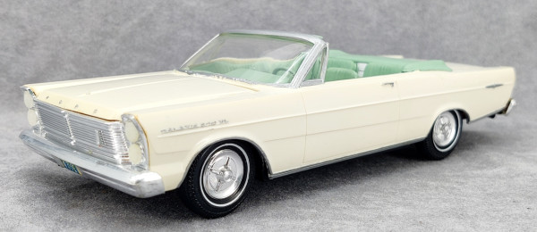 AMT 1965 Ford Galaxie 500 XL Convertible Built Kit - Spotlight Hobbies