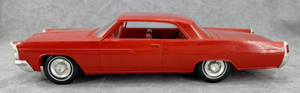 AMT 1963 Pontiac Bonneville Hardtop Promo - Spotlight Hobbies