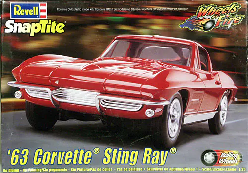 Revell 1963 Chevy Corvette Sting Ray Fastback Split Window Coupe 