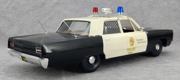JoHan 1968 Plymouth Fury Police Built Kit - Spotlight Hobbies